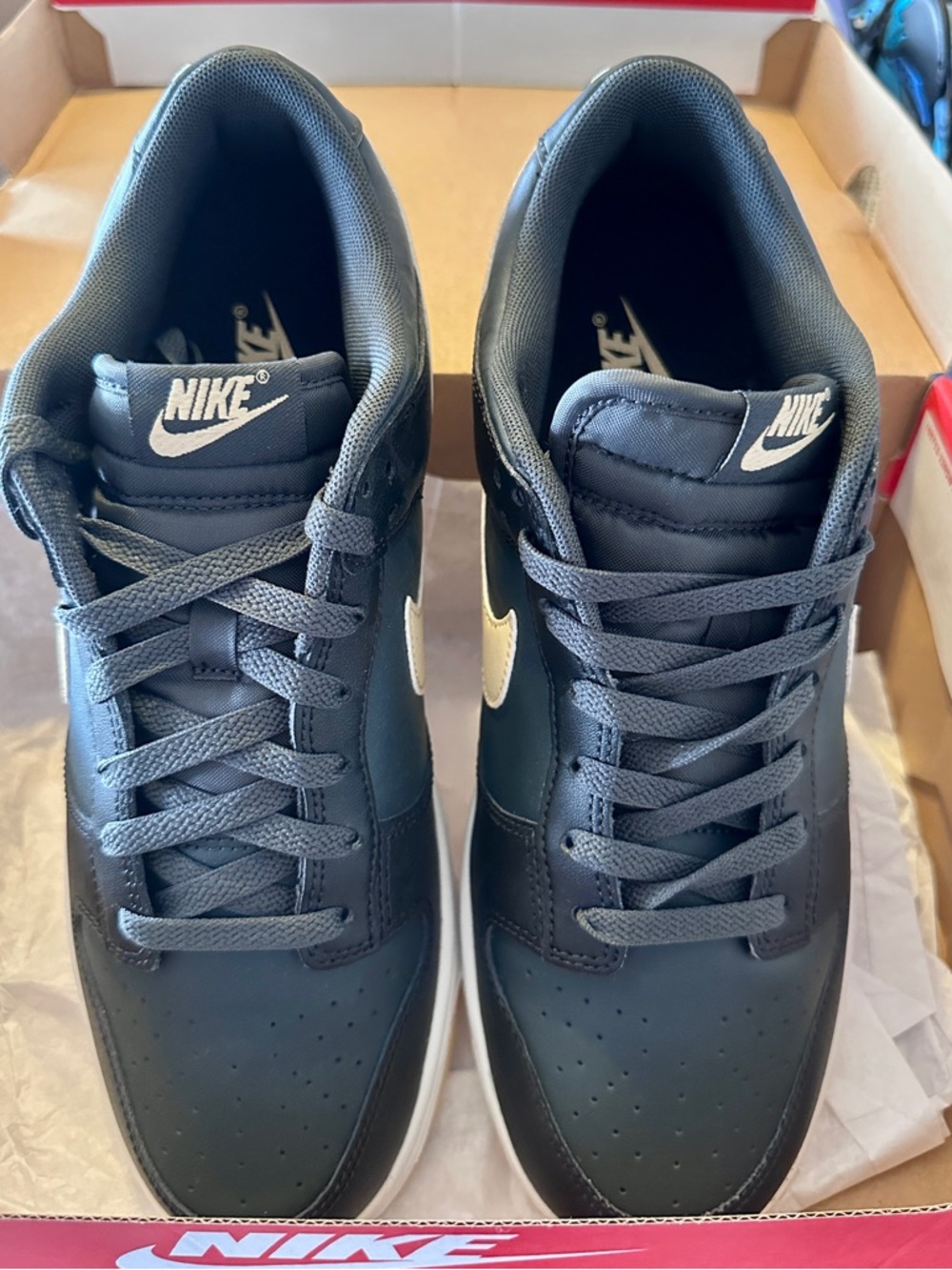 Nike Men's Navy and White Low-Top Sneakers - Classic Swoosh
